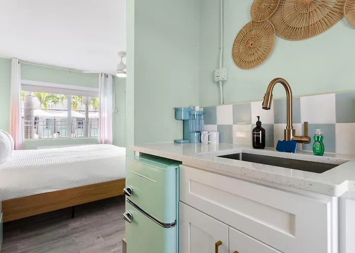 Clearwater Motel 3*