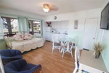 Clearwater Motel 3*